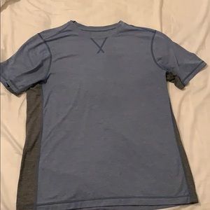 Large men’s lululemon tee shirt
